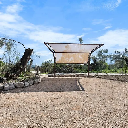 A & G House *